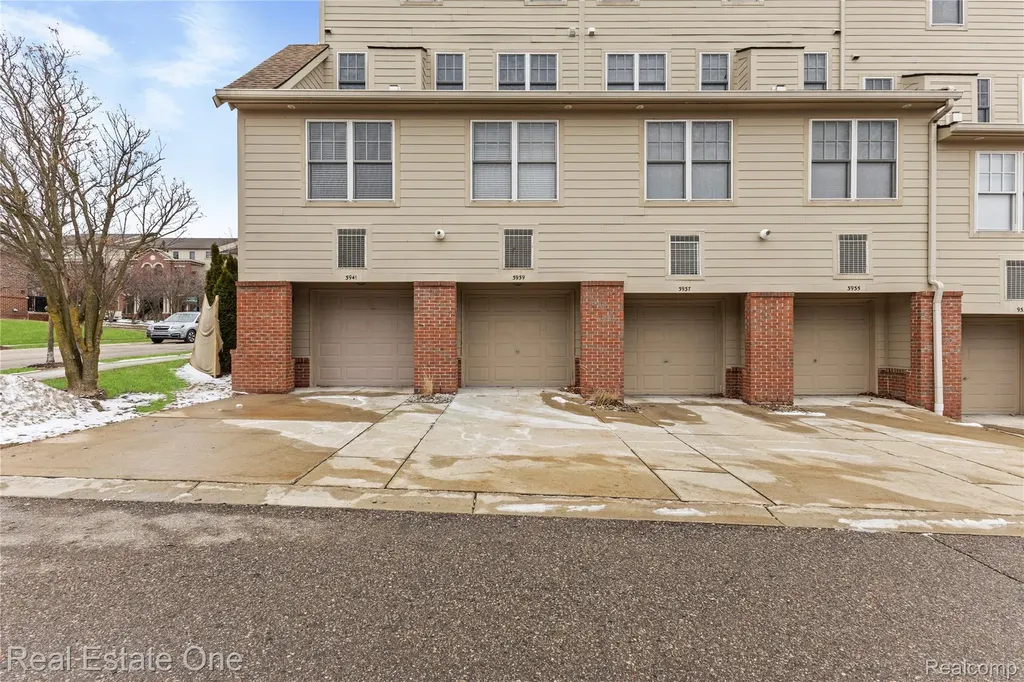 3939 Forester Boulevard Auburn Hills City MI 48326