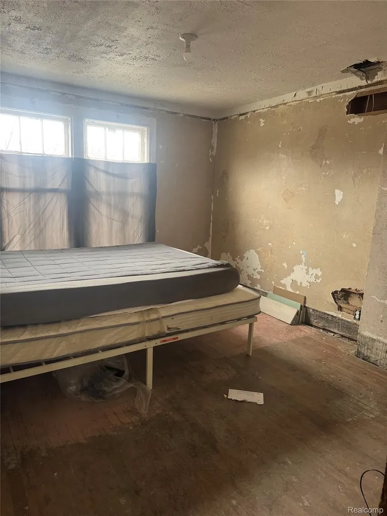 2951 W Philadelphia Street Detroit City MI 48206
