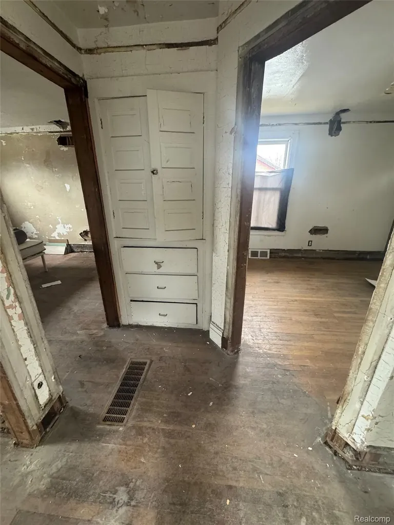 2951 W Philadelphia Street Detroit City MI 48206