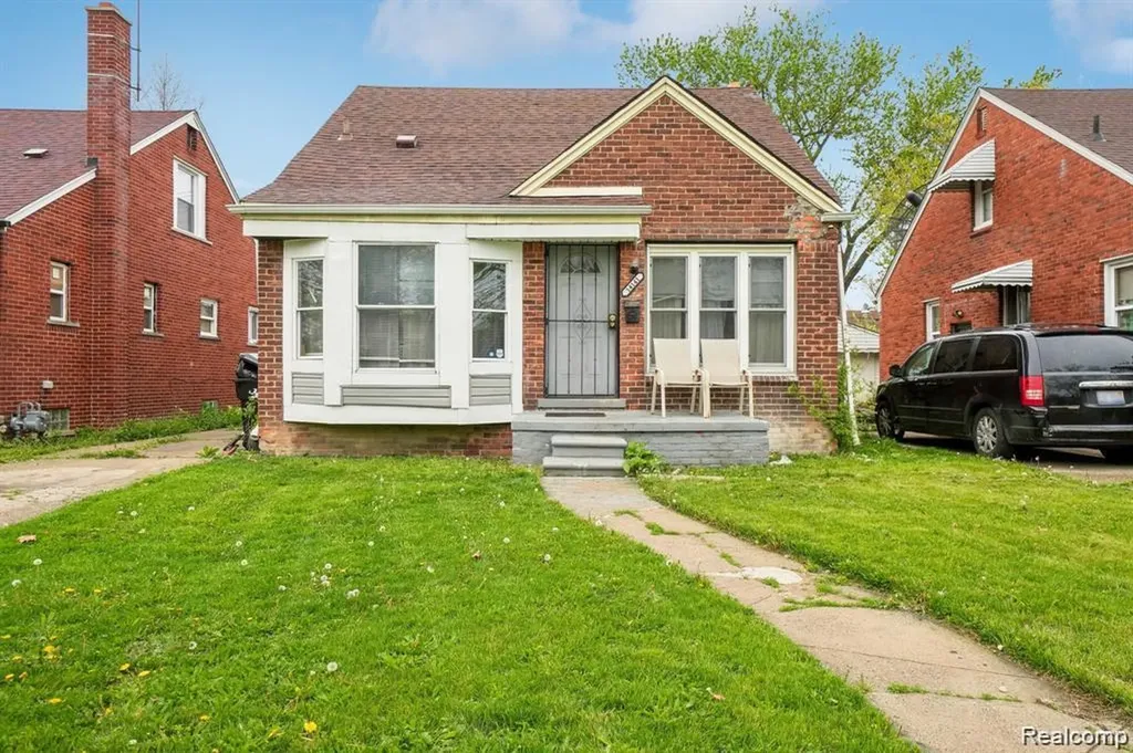 14141 Edmore Drive Detroit City MI 48205