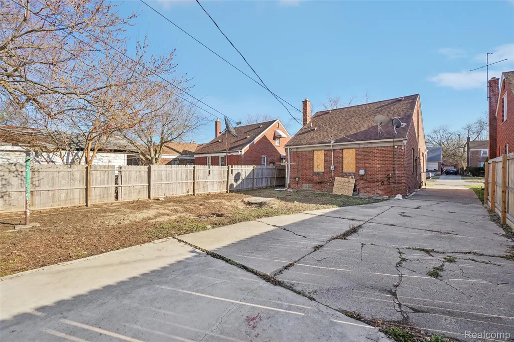 14141 Edmore Drive Detroit City MI 48205