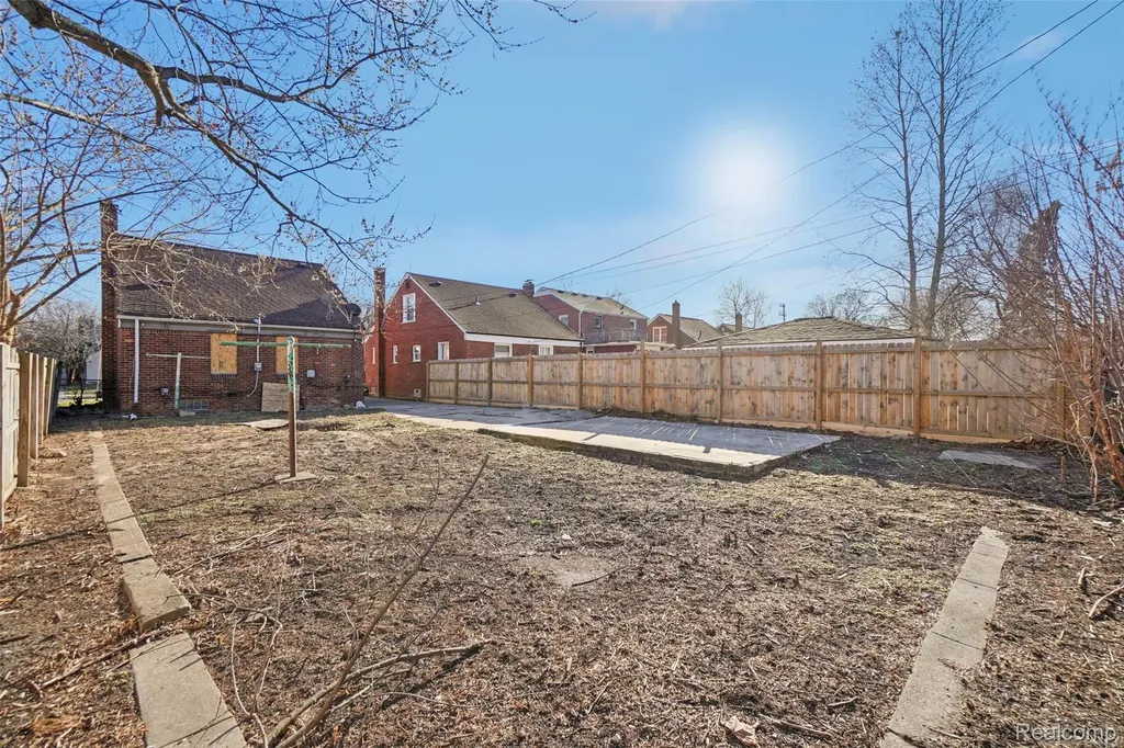 14141 Edmore Drive Detroit City MI 48205
