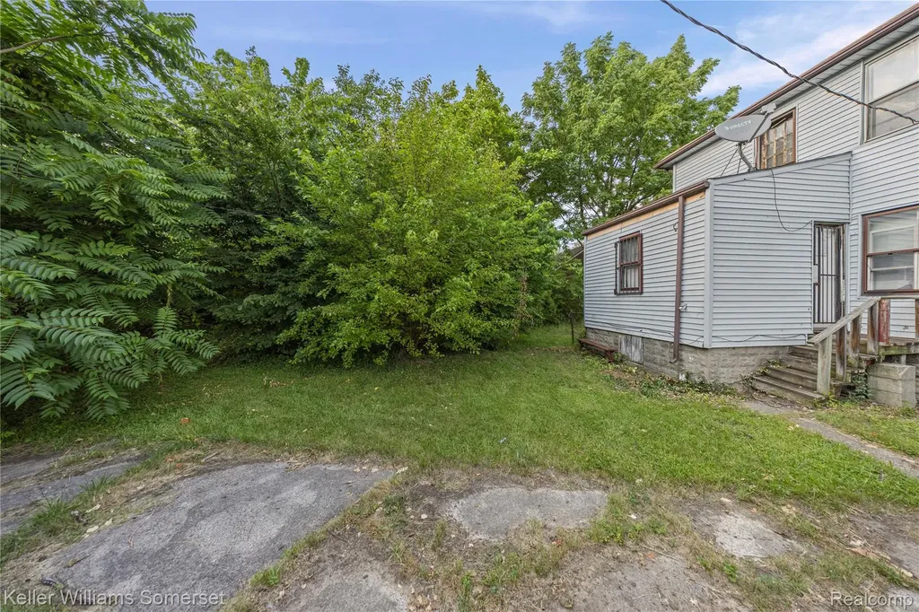 9225 Birwood Street Detroit City MI 48204