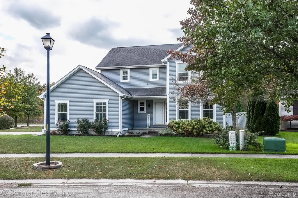 955 Covington Marysville City MI 48040