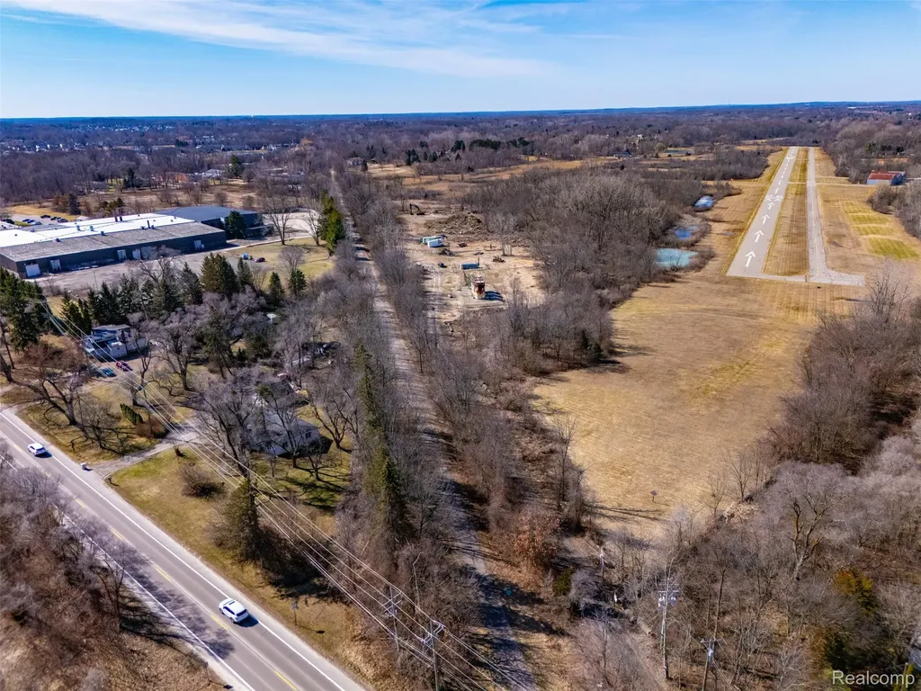 00 Milford Road Lyon Charter Township MI 48165