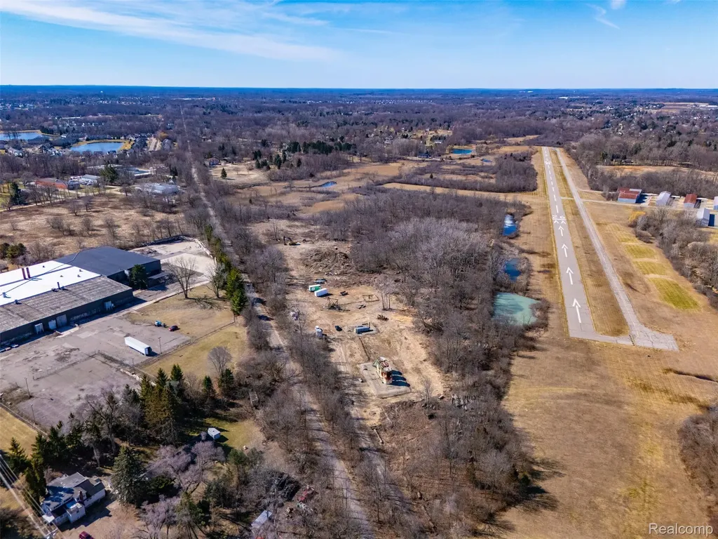 00 Milford Road Lyon Charter Township MI 48165