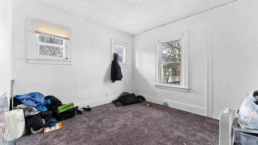 2984 Leslie Street Detroit City MI 48238