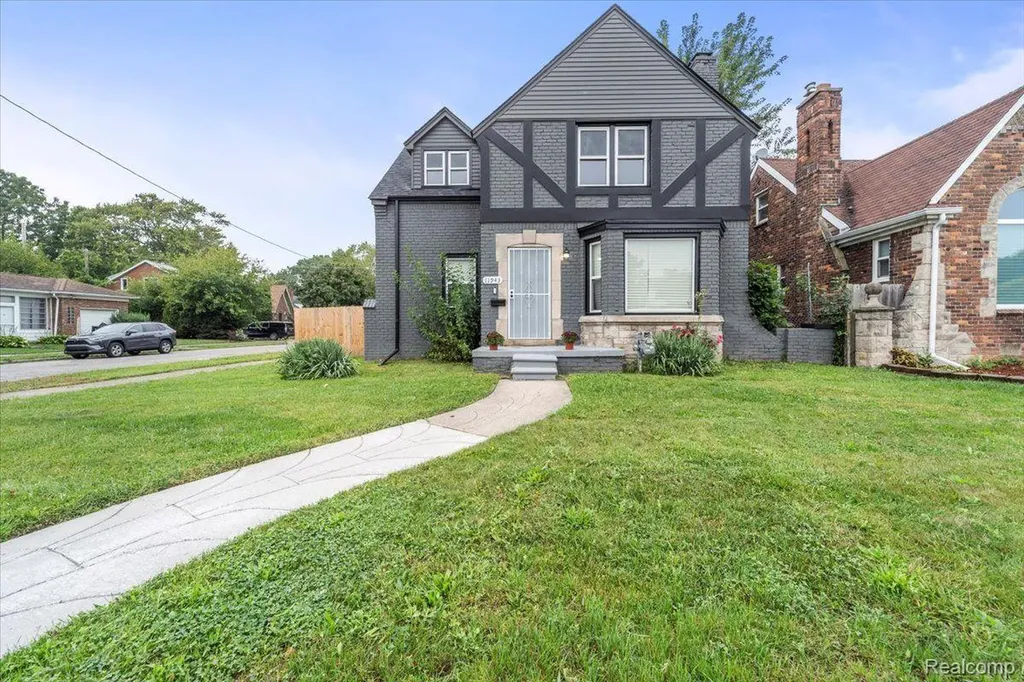 11943 E Outer Drive Detroit City MI 48224