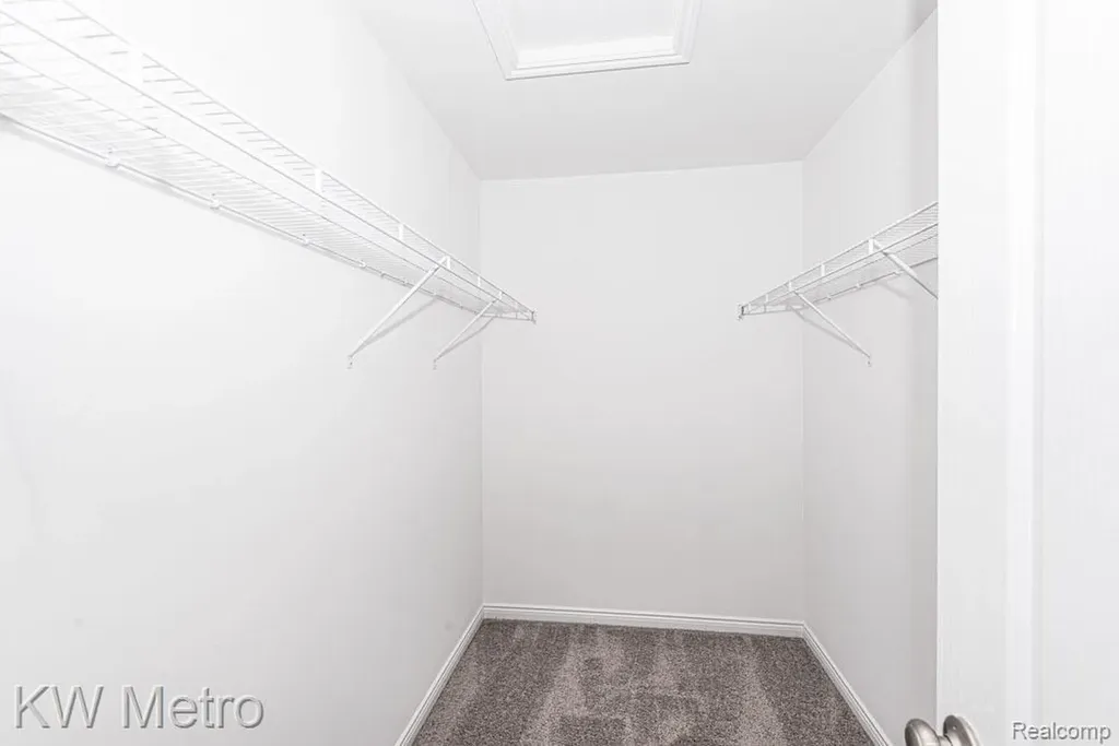 2760 John Bartley Circle Sterling Heights City MI 48310