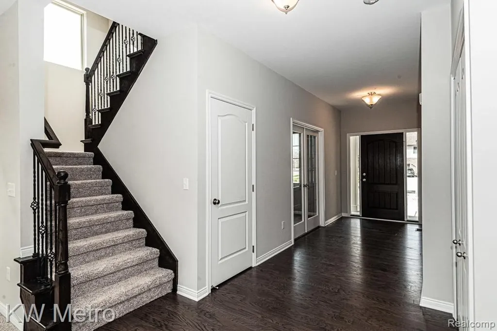 2760 John Bartley Circle Sterling Heights City MI 48310
