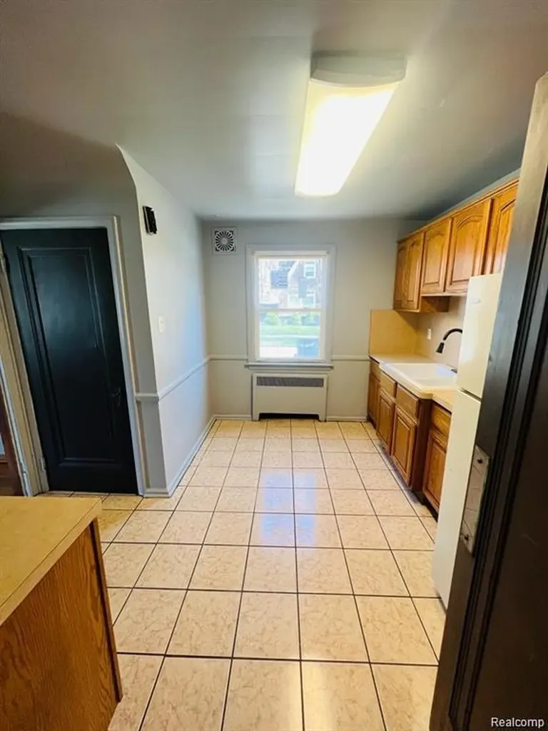 9316 Mckinney Street Detroit City MI 48224