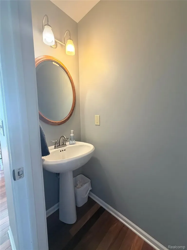 5815 Caleta Drive Delhi Charter Township MI 48911