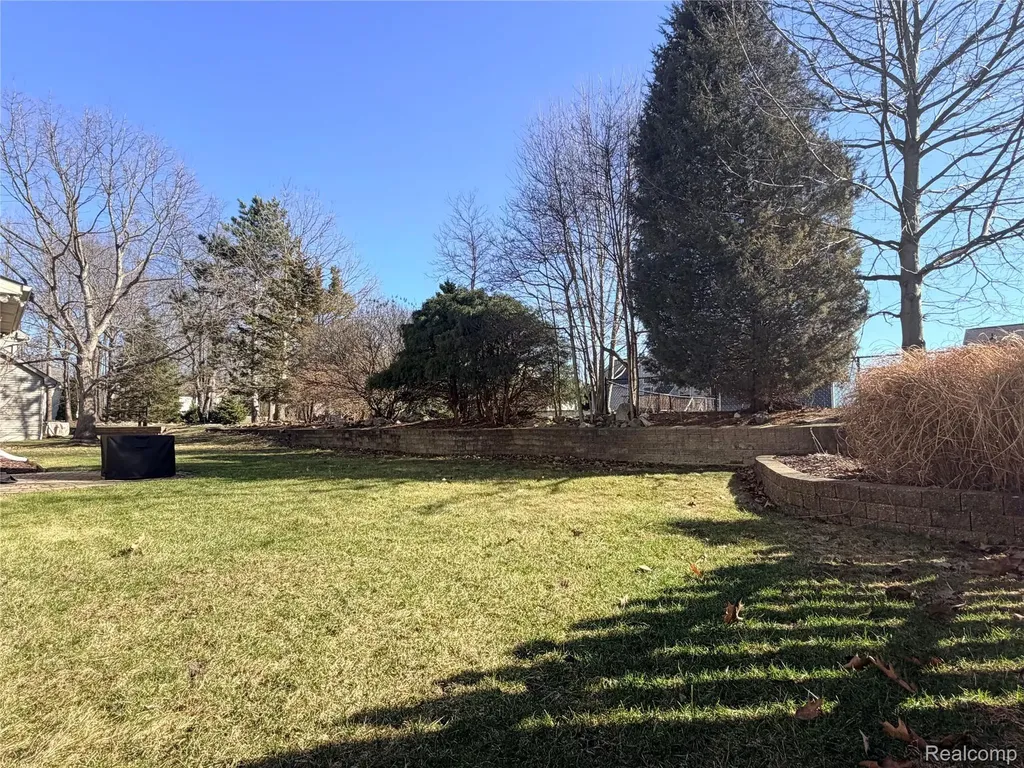 5815 Caleta Drive Delhi Charter Township MI 48911