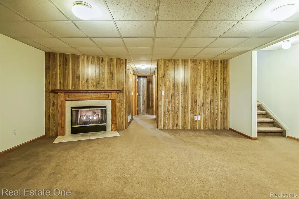 62181 Arlington Circle South Lyon City MI 48178