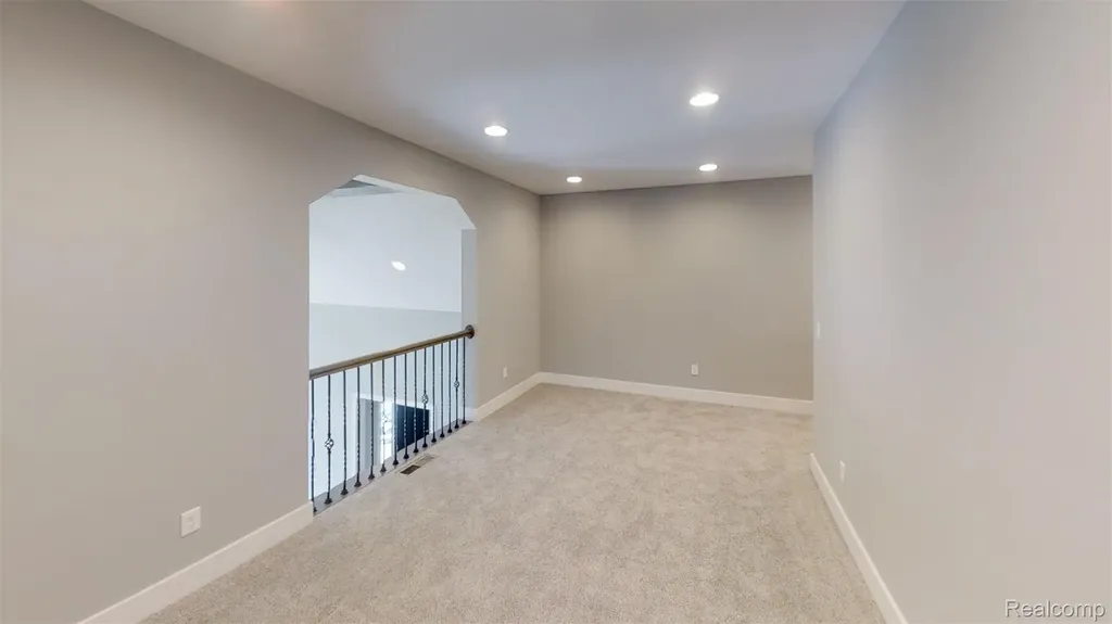 2515 Barberry Drive Shelby Charter Township MI 48316