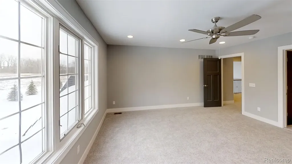 2515 Barberry Drive Shelby Charter Township MI 48316