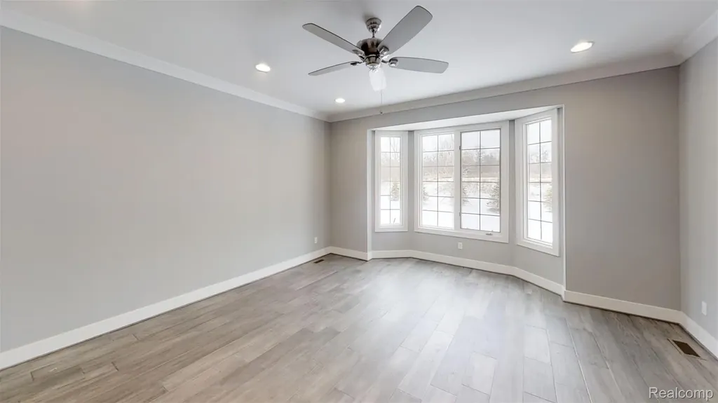 2515 Barberry Drive Shelby Charter Township MI 48316