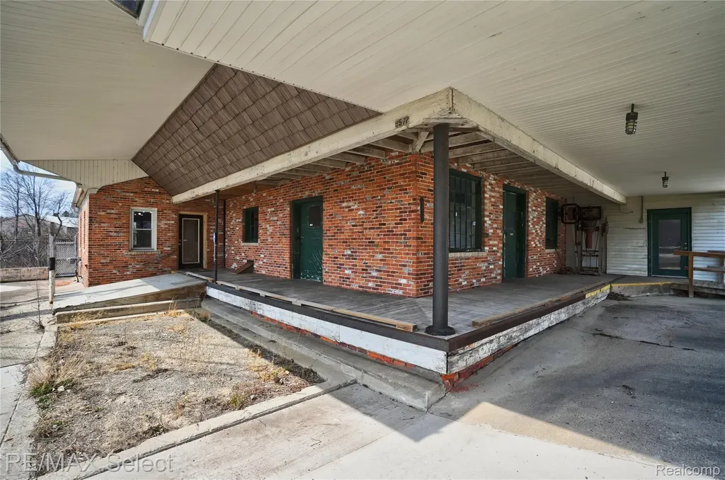 8572 Silver Lake Road Argentine Township MI 48451