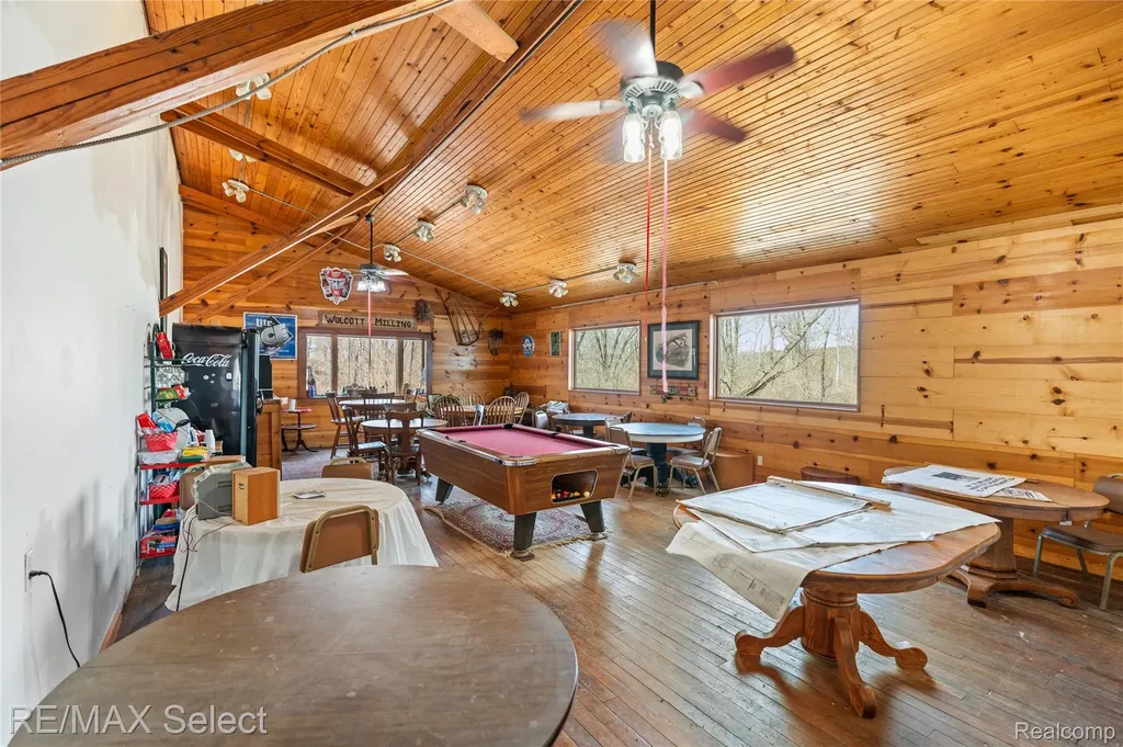8572 Silver Lake Road Argentine Township MI 48451