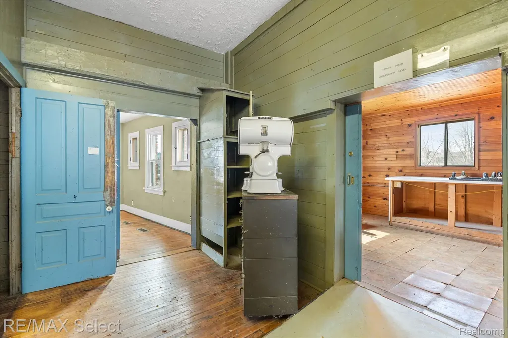 8572 Silver Lake Road Argentine Township MI 48451