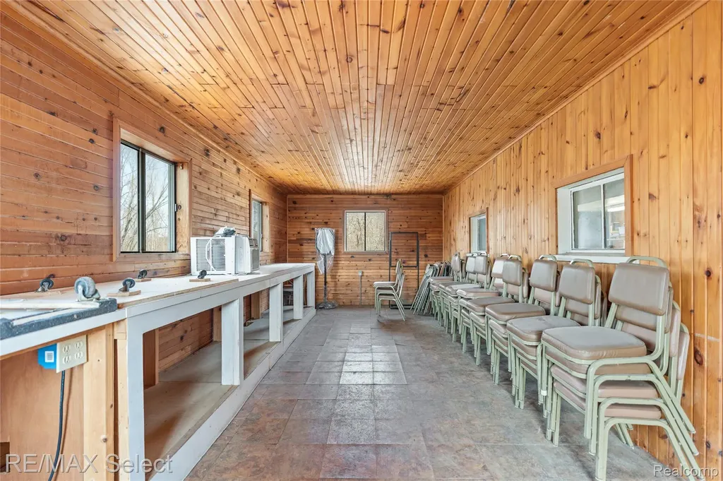 8572 Silver Lake Road Argentine Township MI 48451