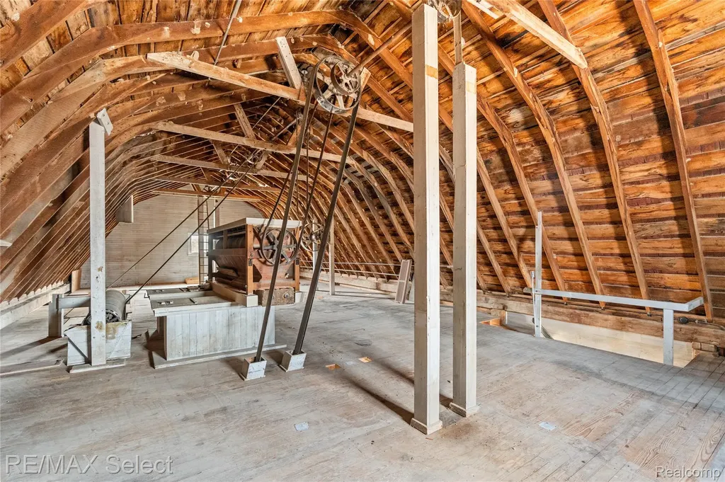 8572 Silver Lake Road Argentine Township MI 48451