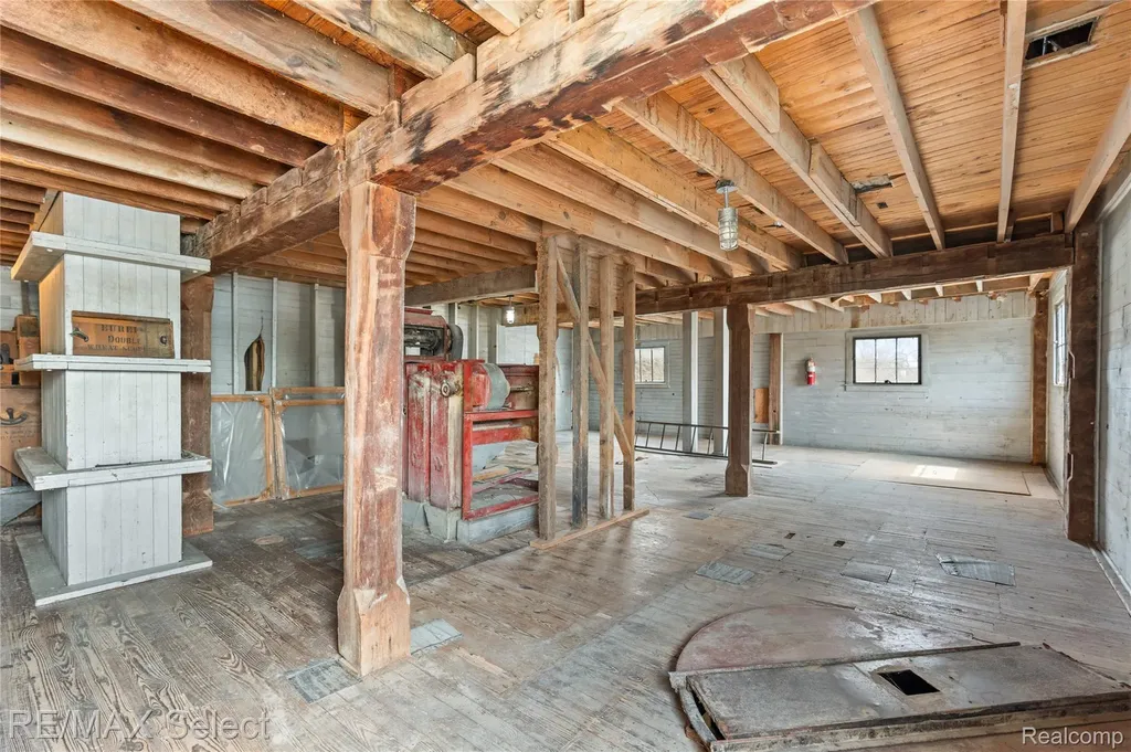 8572 Silver Lake Road Argentine Township MI 48451