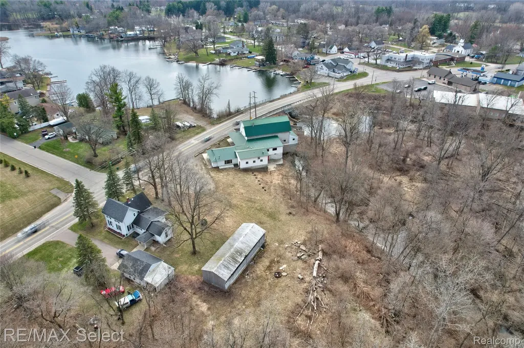 8572 Silver Lake Road Argentine Township MI 48451