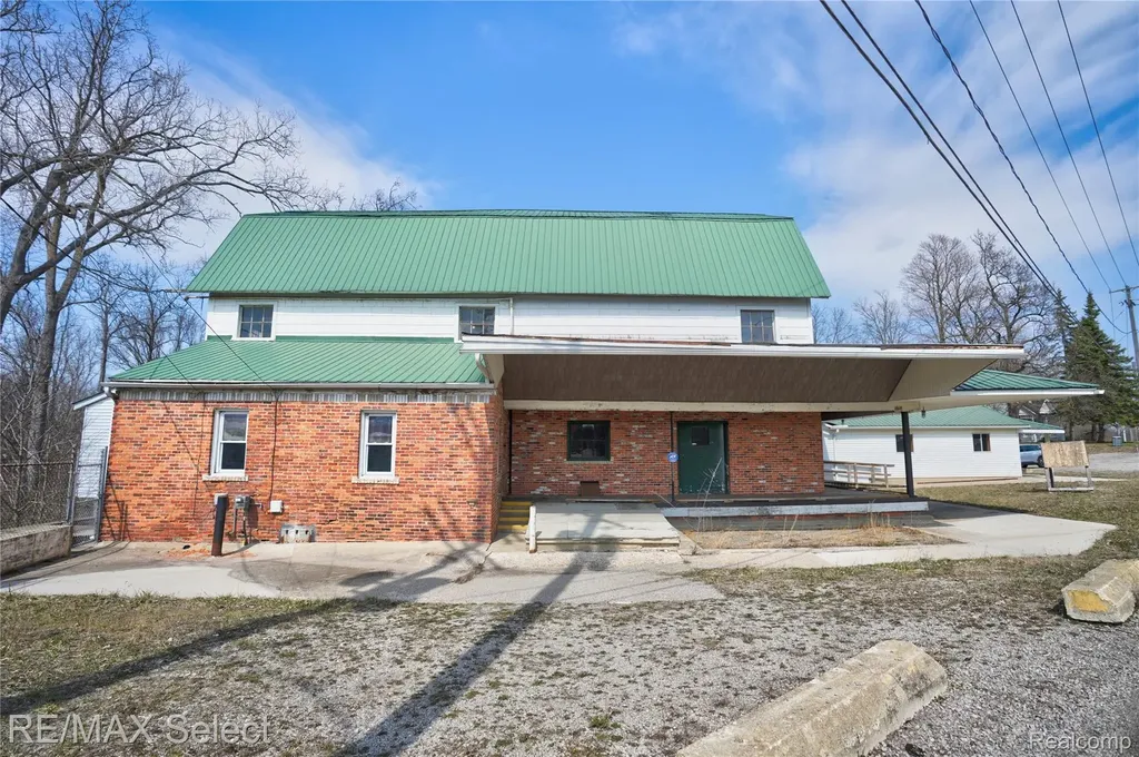8572 Silver Lake Road Argentine Township MI 48451