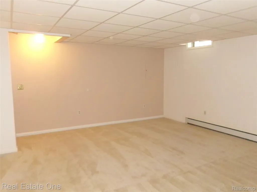 25832 Lexington South Lyon City MI 48178