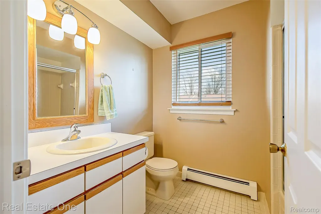 25832 Lexington South Lyon City MI 48178
