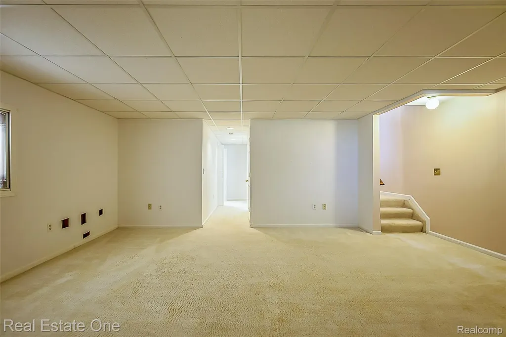 25832 Lexington South Lyon City MI 48178