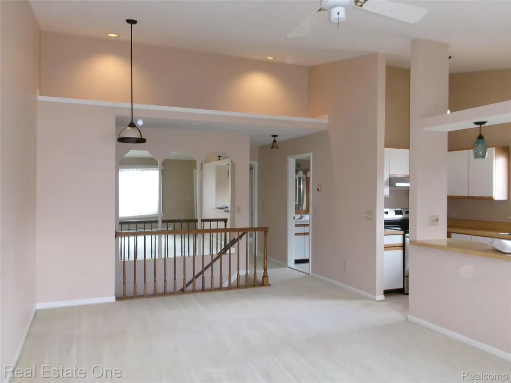 25832 Lexington South Lyon City MI 48178