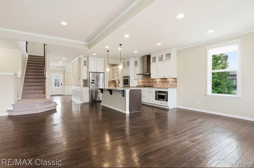 22822 Shepherds Hollow Drive Lyon Charter Township MI 48178