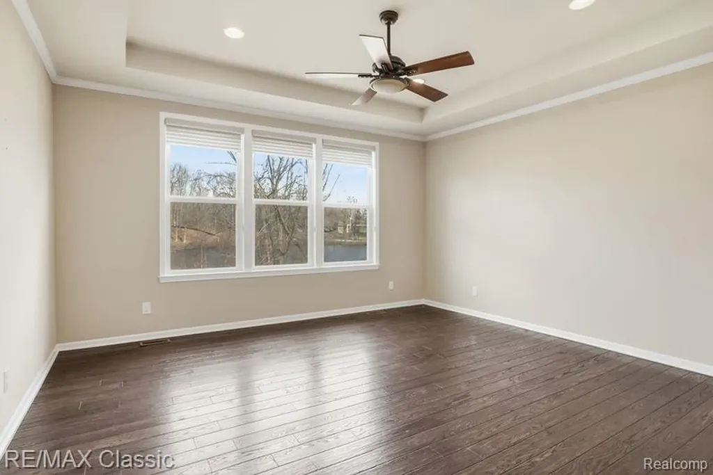 22822 Shepherds Hollow Drive Lyon Charter Township MI 48178