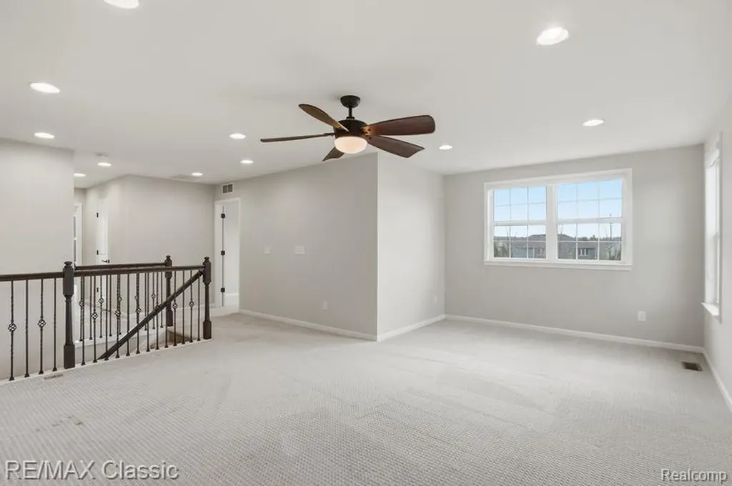 22822 Shepherds Hollow Drive Lyon Charter Township MI 48178