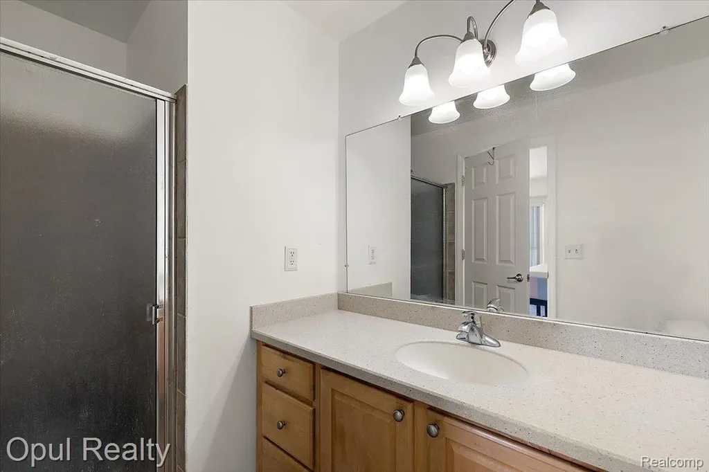 28263 Oakmonte Circle Lyon Charter Township MI 48165