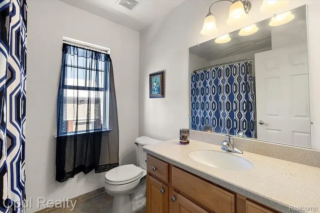 28263 Oakmonte Circle Lyon Charter Township MI 48165