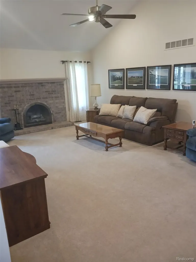 21767 Sunset Drive Macomb Township MI 48044