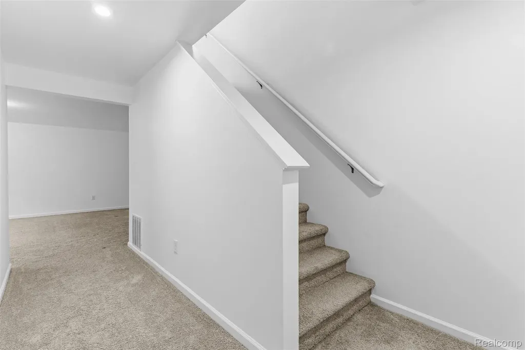 3069 Oxford Lane Flushing Charter Township MI 48433