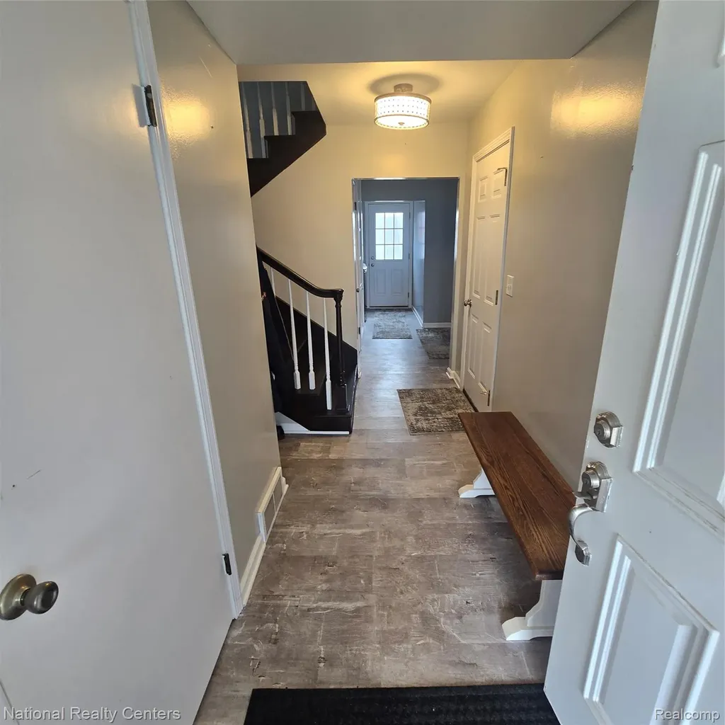 13477 S Horrell Road Fenton City MI 48430