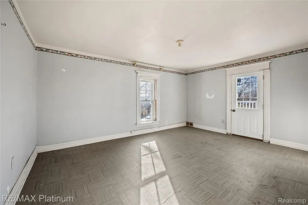 1136 S Nichols Road Clayton Charter Township MI 48473