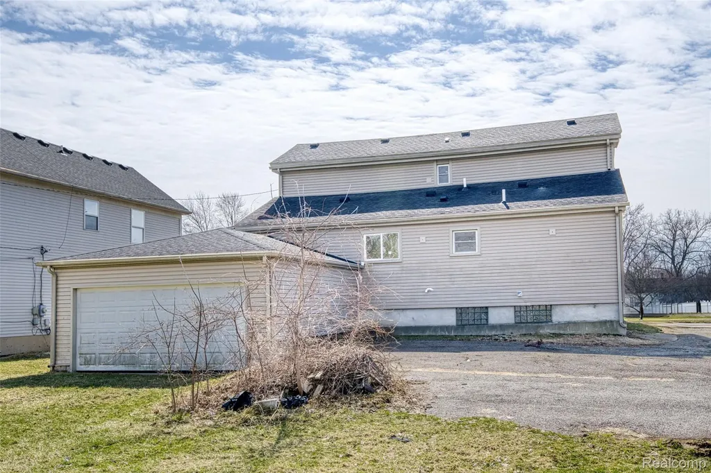 29950 6 Mile Road Livonia City MI 48152