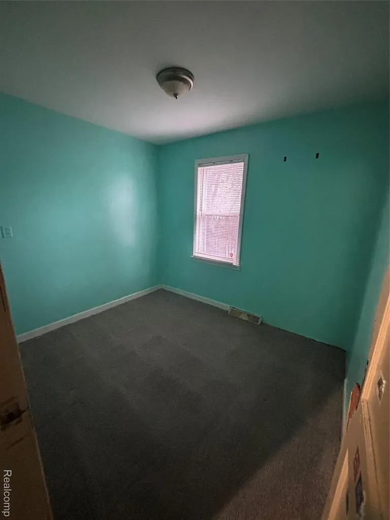 3413 Churchill Avenue Flint City MI 48506