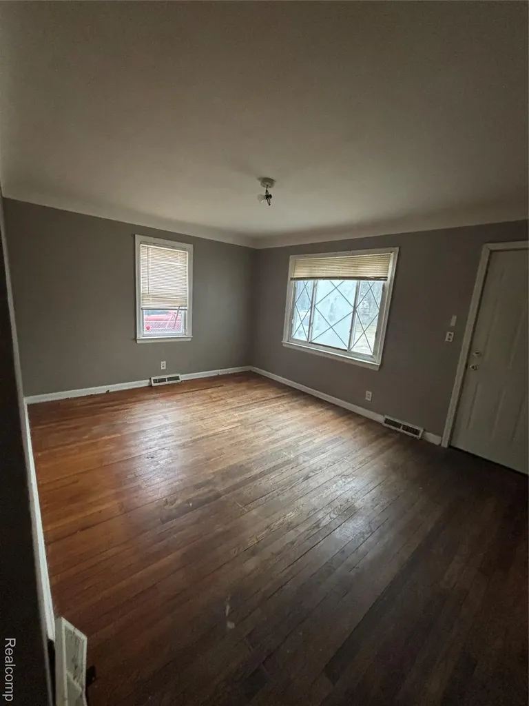 3413 Churchill Avenue Flint City MI 48506