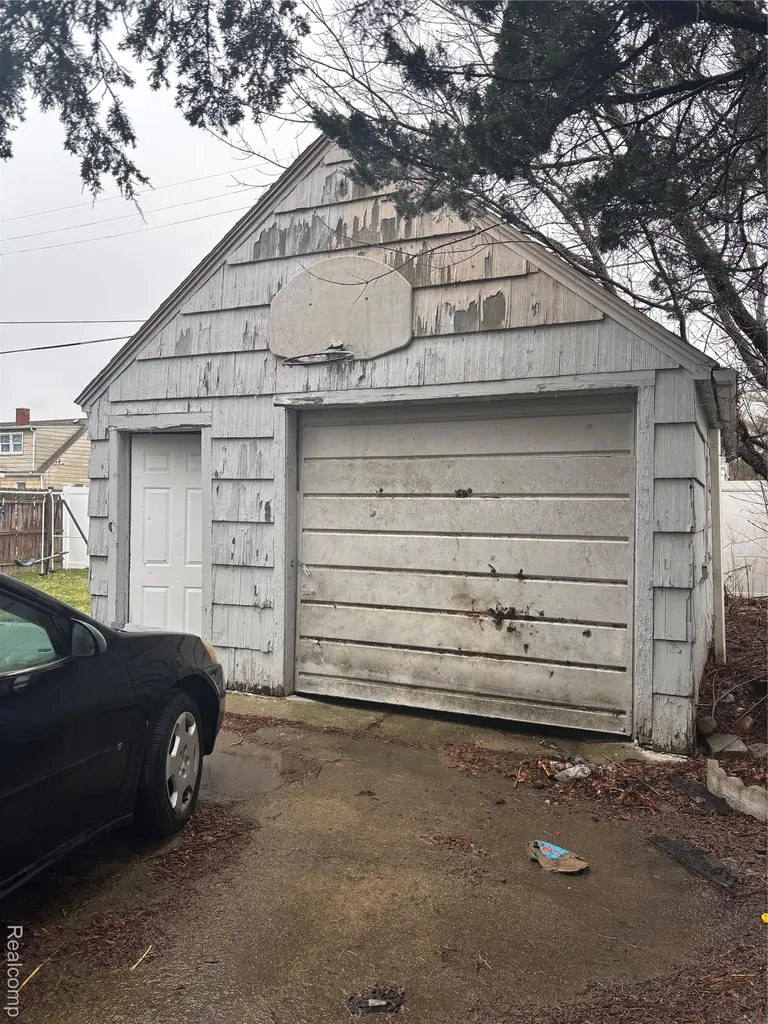 3413 Churchill Avenue Flint City MI 48506