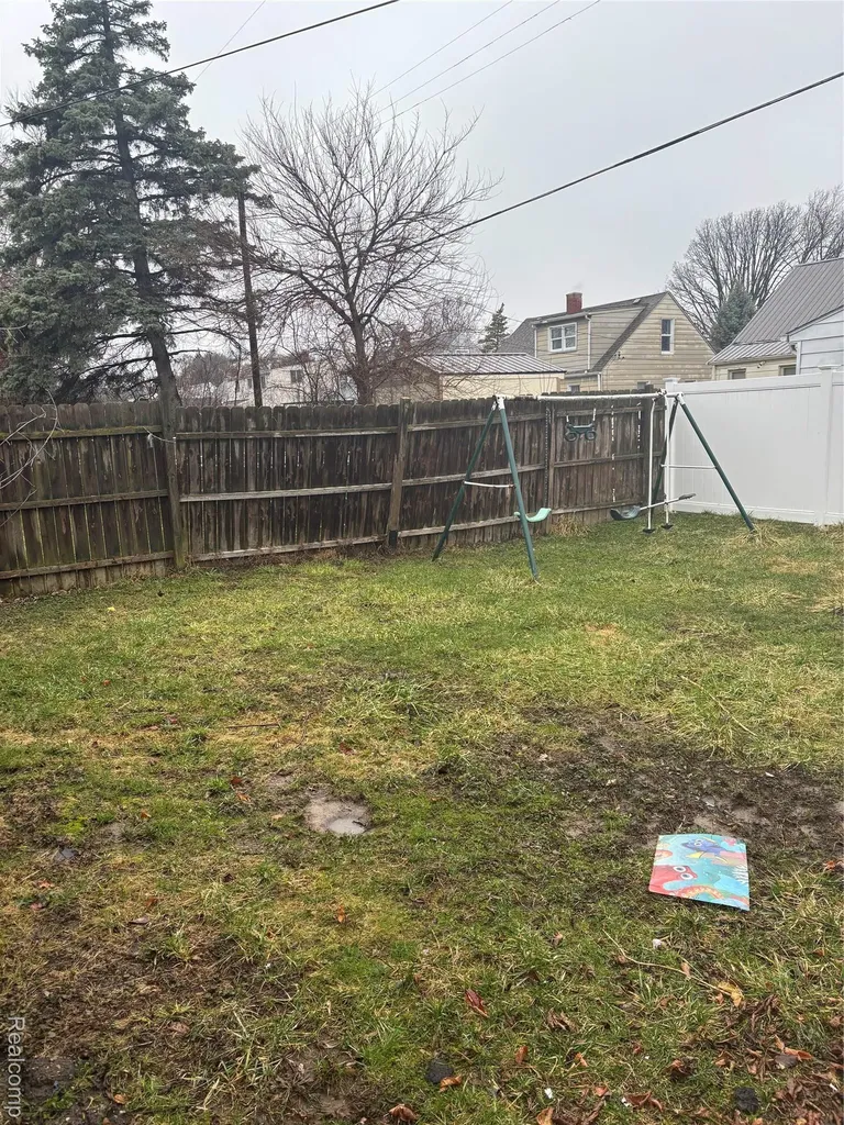 3413 Churchill Avenue Flint City MI 48506