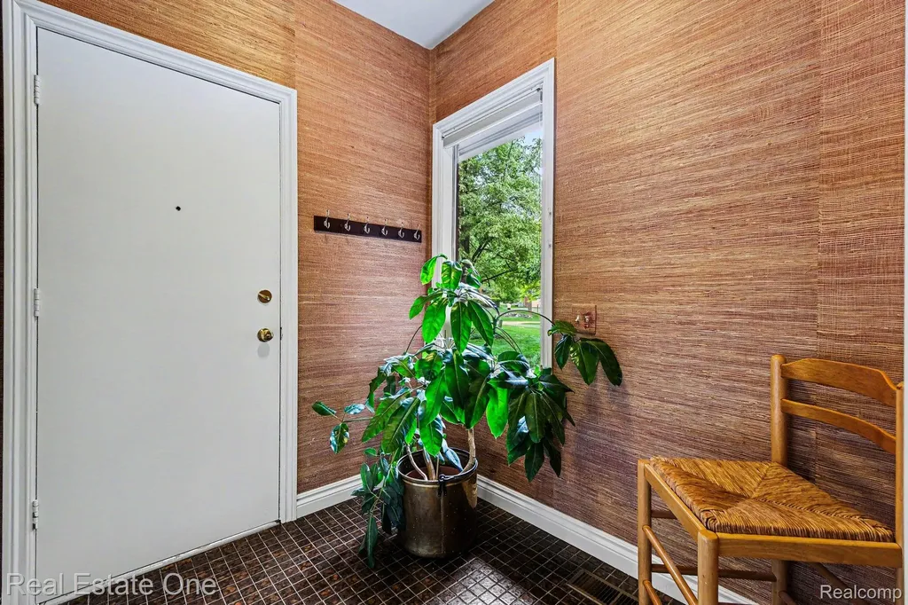 4757 Hardwoods Drive West Bloomfield Charter Township MI 48323