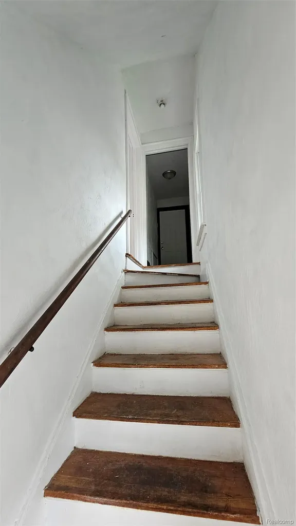 345 W Nevada Street Highland Park City MI 48203
