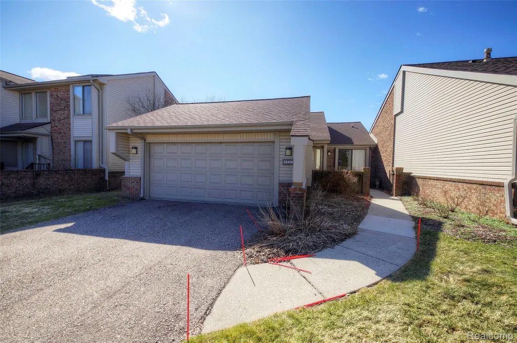 23309 Reynard Drive Southfield City MI 48034